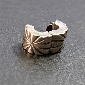 AUTHENTIC Pandora Starburst Separator Clip